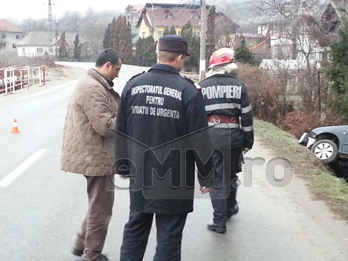 Foto: accident strada Victoriei - preot (c) eMaramures.ro